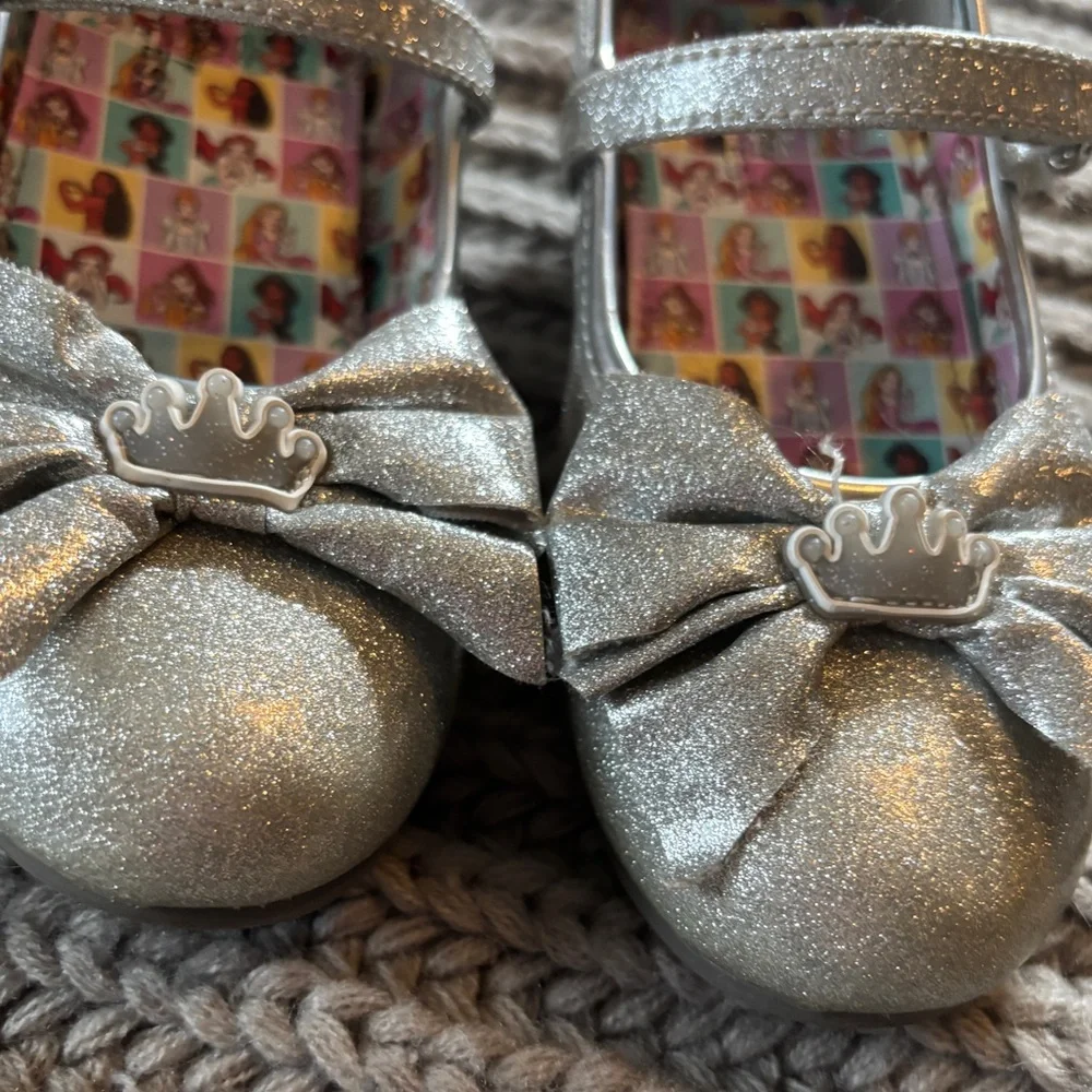 Disney Princess Silver Glitter Bow girls Dress Shoes heels